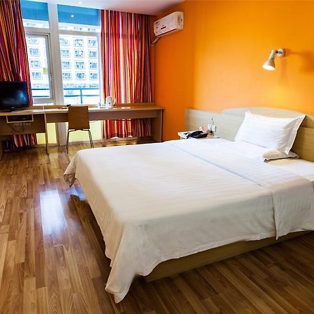 7Days Inn Guangzhou Tianhe Tianpingjia Subway Station חדר תמונה