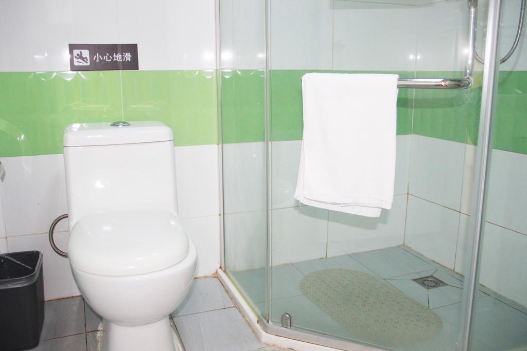 7Days Inn Guangzhou Tianhe Tianpingjia Subway Station חדר תמונה
